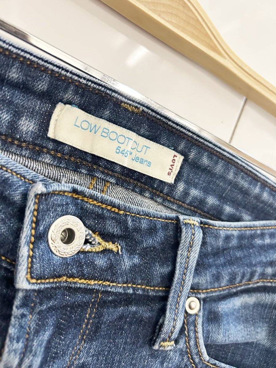 y2k levi's 545 low boot cut jeans - good market thrift store