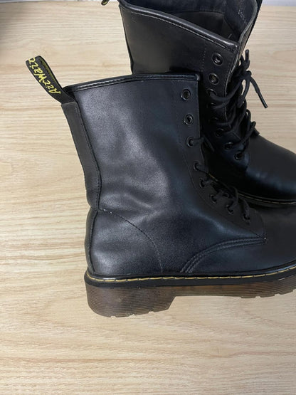 doc marten 1460 original 8 - eye leather boot - good market thrift store