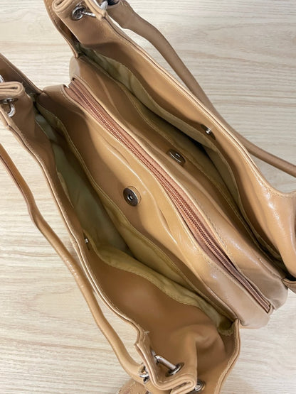 y2k kgb faux leather shoulder bag w flower charm - good market thrift store