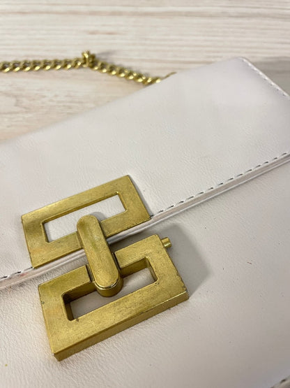 chic faux leather structured clasp chain shoulder bag - good market thrift store