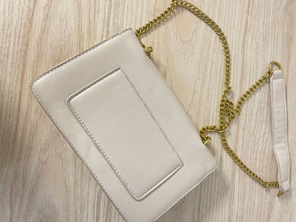 chic faux leather structured clasp chain shoulder bag - good market thrift store