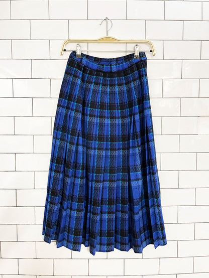 vintage 80s pendleton 100% wool plaid pleated midi skirt | made in USA - good market thrift store