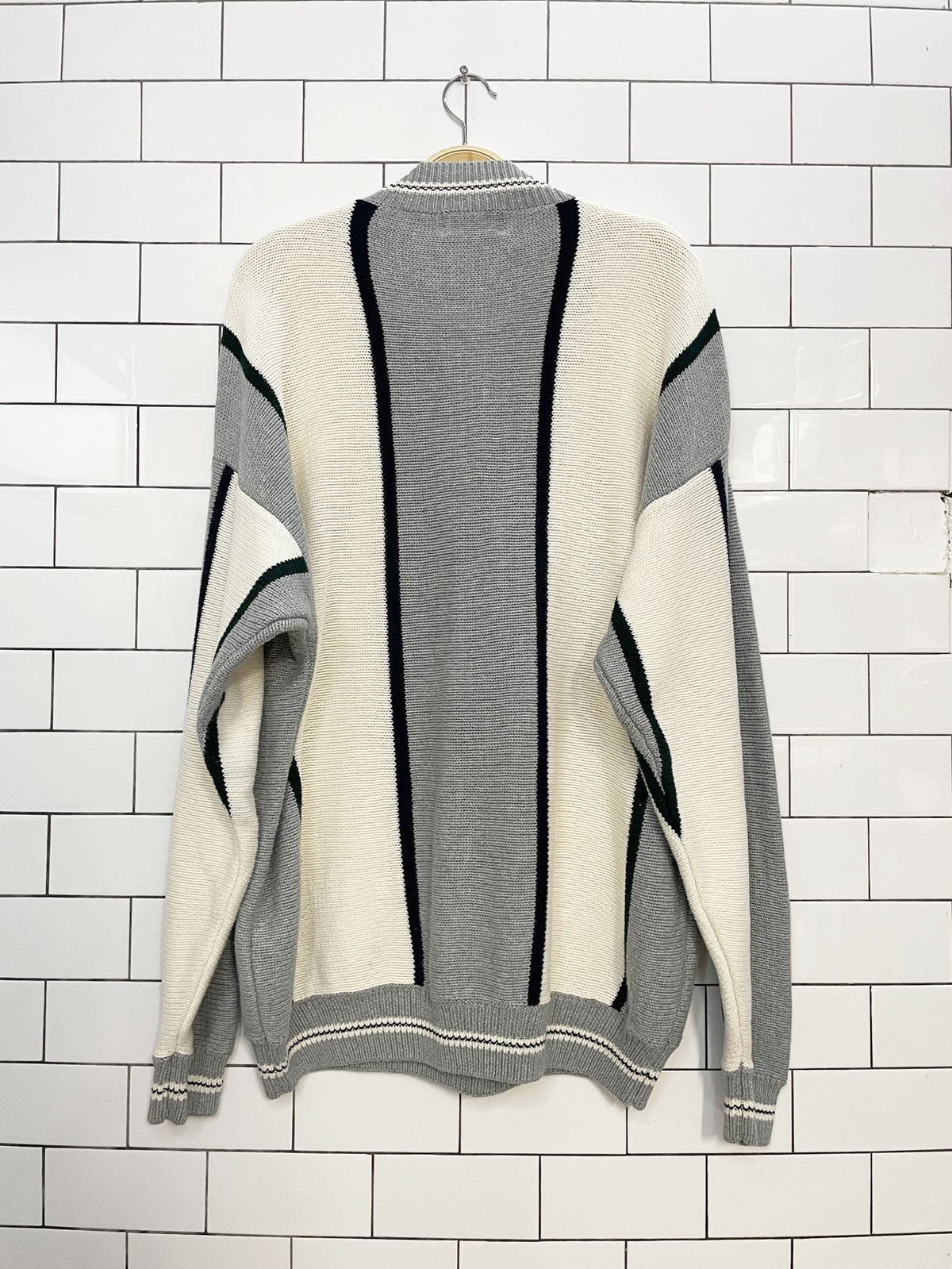 vintage izod crested stripe v-neck tennis prep knit sweater