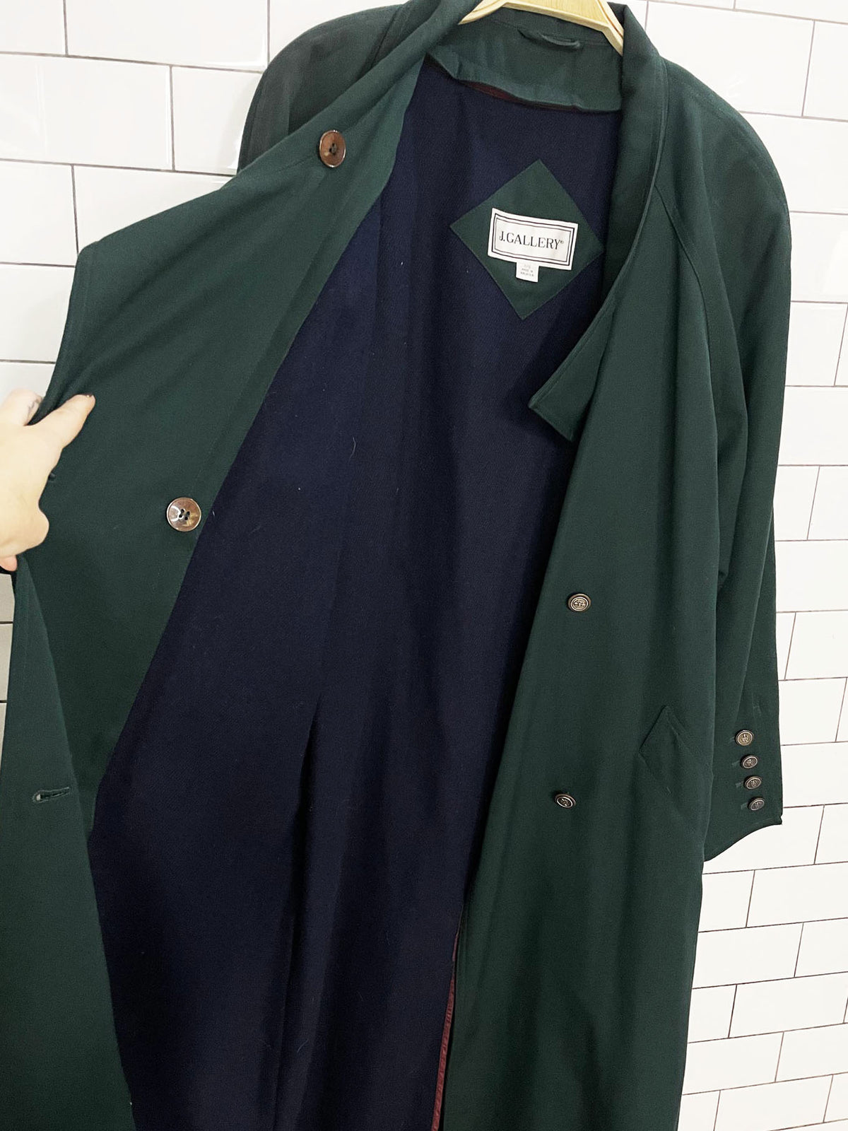 vintage j gallery cape back pleated belted trench coat | removable liner
