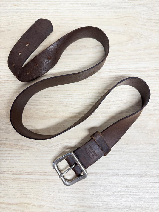 vintage 00s levi's rustic leather belt | made in Mexico
