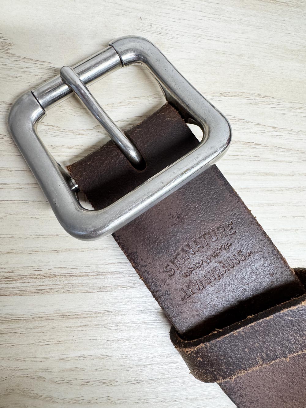 vintage 00s levi's rustic leather belt | made in Mexico