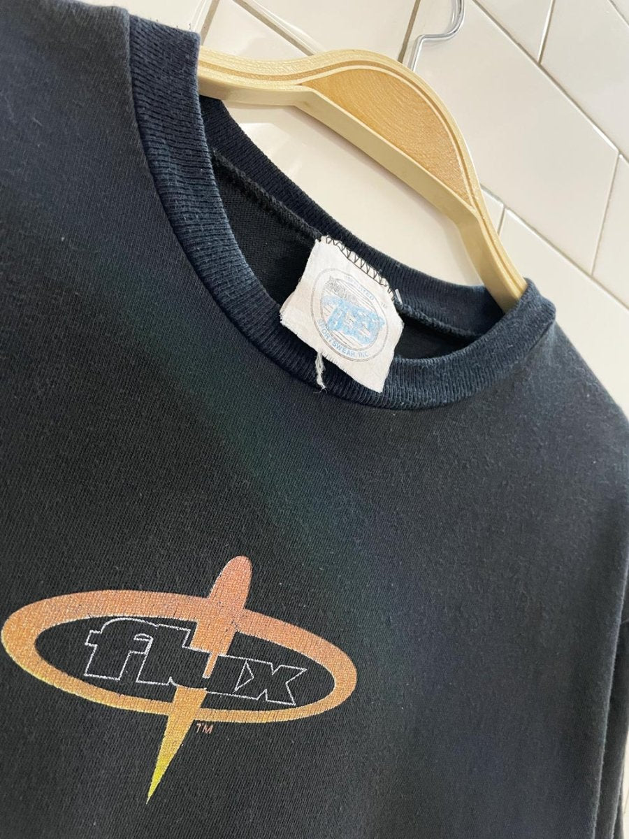 vintage 90s flux sologear skate/snowboard tee - good market thrift store
