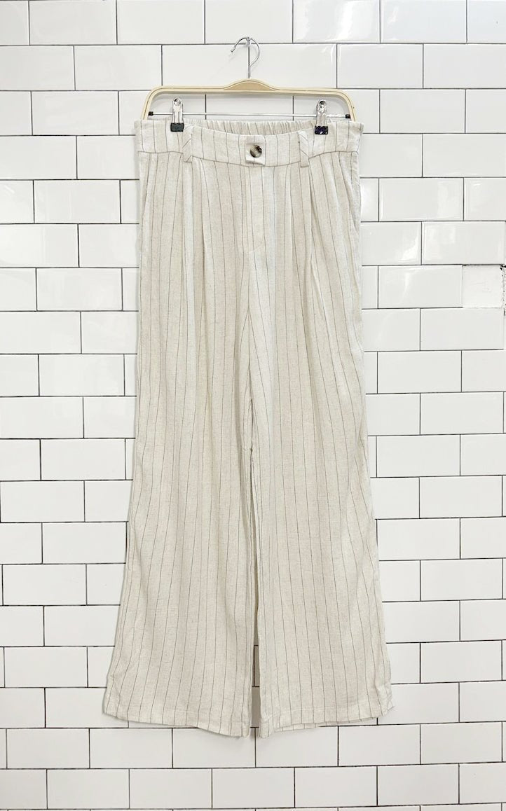 nwt monteau linen - blend wide leg pleated trousers - good market thrift store