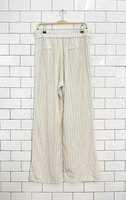 nwt monteau linen - blend wide leg pleated trousers - good market thrift store