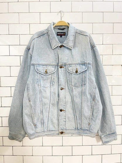 vintage smith - forester light wash denim jacket - good market thrift store