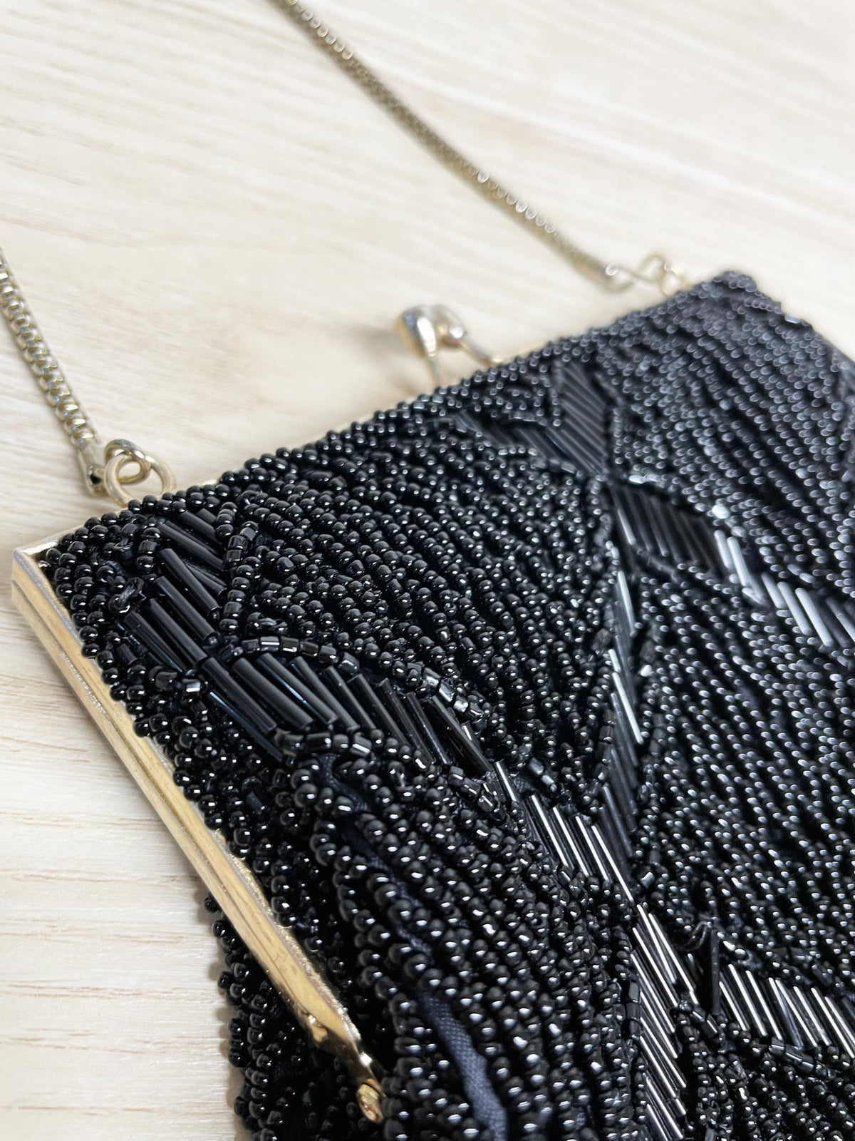 vintage du-val hand made beaded chainlink hand bag
