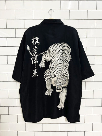 y2k xtreme jeans siberian tiger graphic shirt - good market thrift store