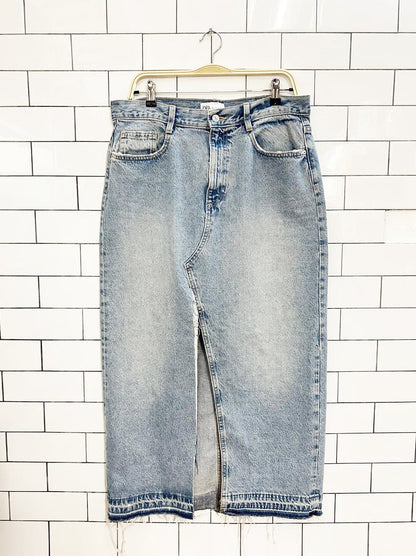 zara front slit light denim midi skirt - good market thrift store