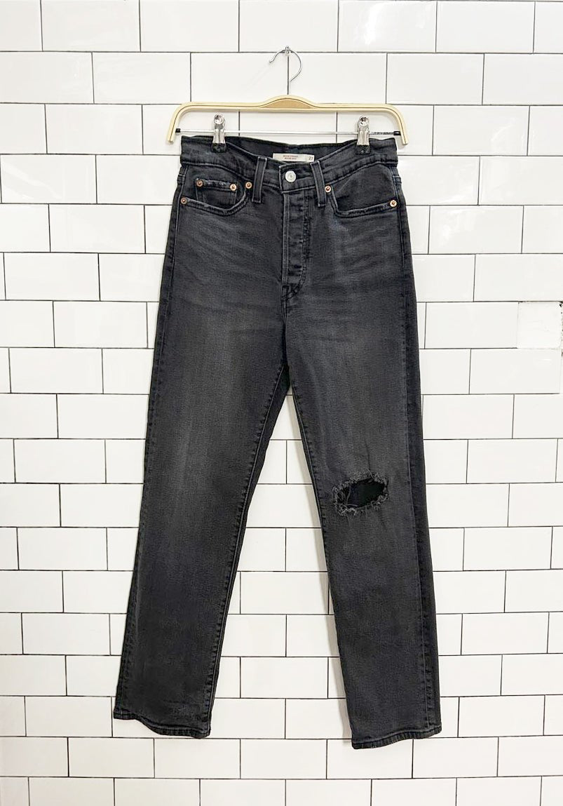 levi's wedgie straight leg jeans - good market thrift store