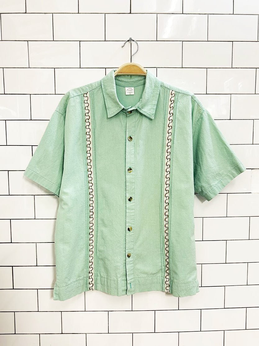 taller de mantra lesly embroidered resort shirt - good market thrift store