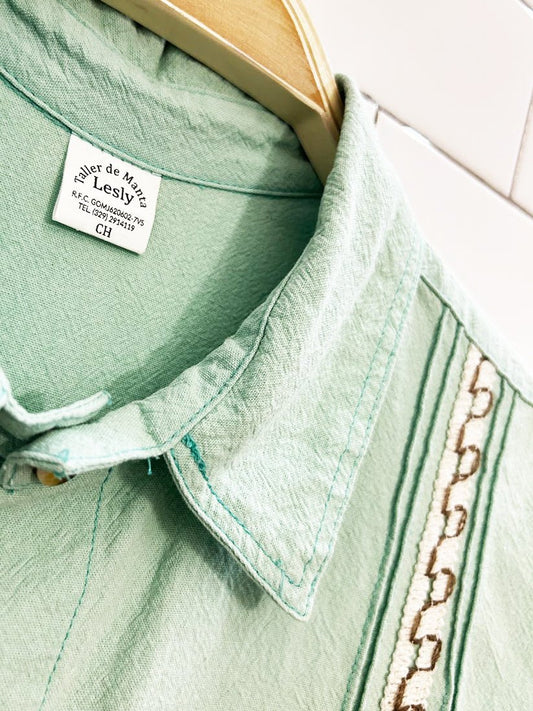 taller de mantra lesly embroidered resort shirt - good market thrift store