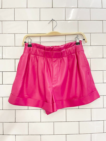 alice + olivia faux leather pleated shorts - good market thrift store