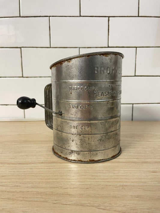 vintage bromwell flour sifter - good market thrift store