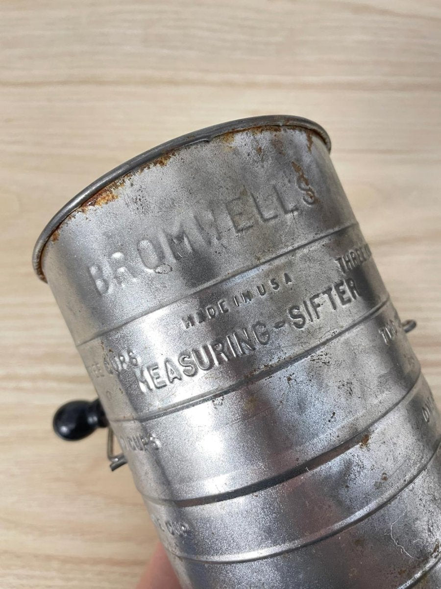 vintage bromwell flour sifter - good market thrift store