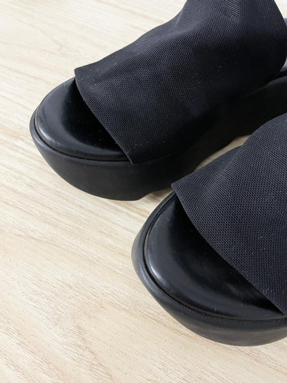 l'intervalle platform sabertooth slides - good market thrift store