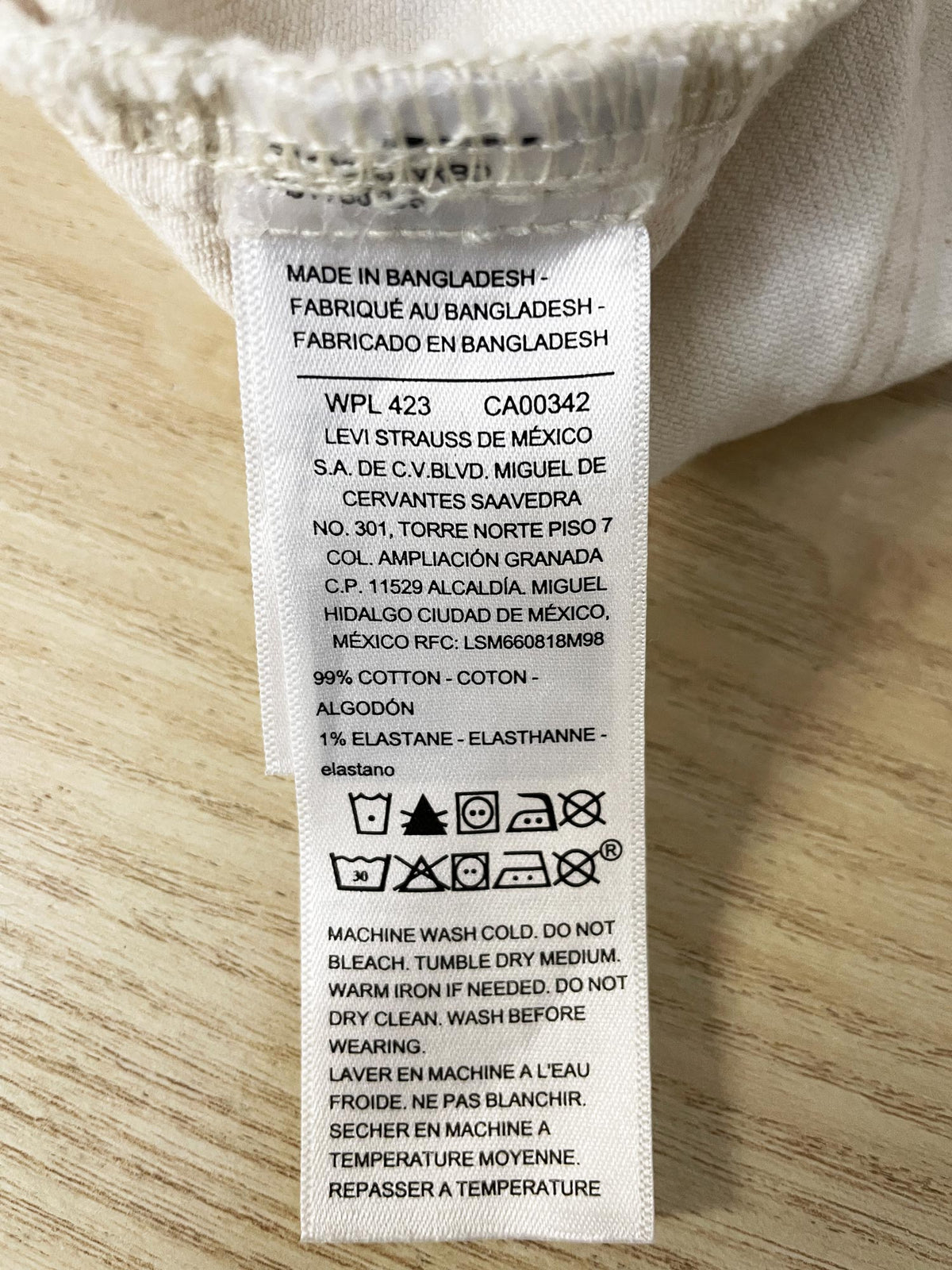 levi's stretchy denim vest top