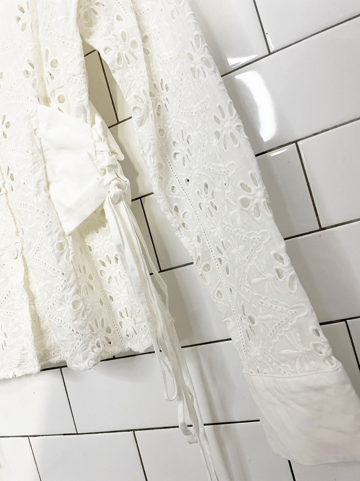 imperial corset waist floral eyelet full button shirt | made in Italy