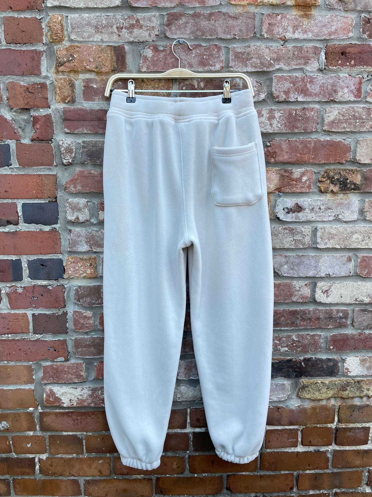 the north face heritage patch heavy fleece pant