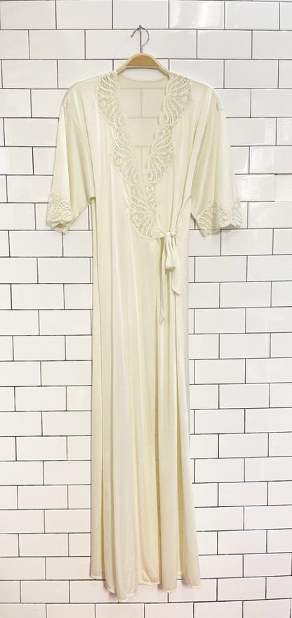 vintage 80s eaton french maid lace trim sateen robe - good market thrift store