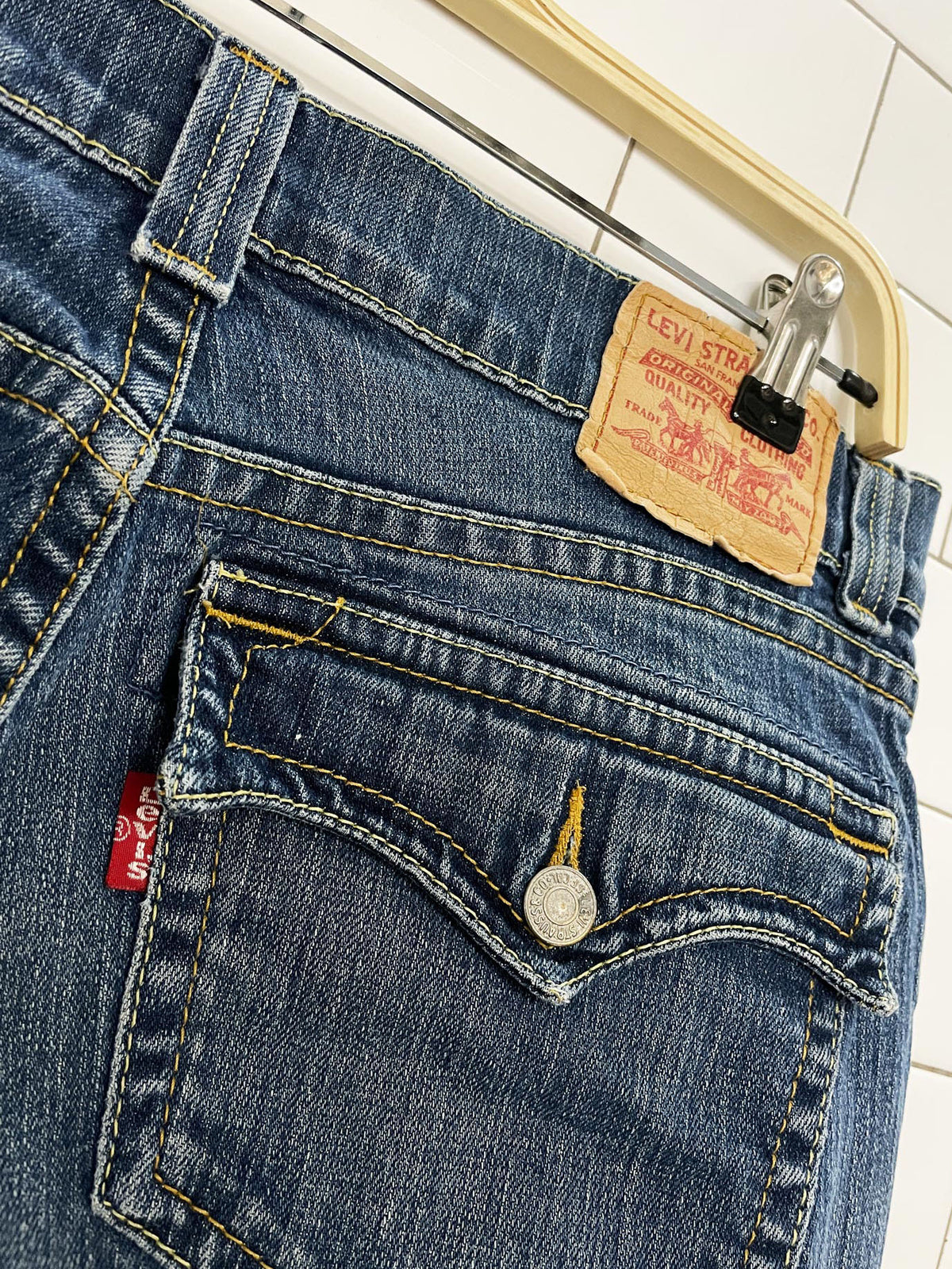y2k levi's 542 low rise stretchy flare jeans