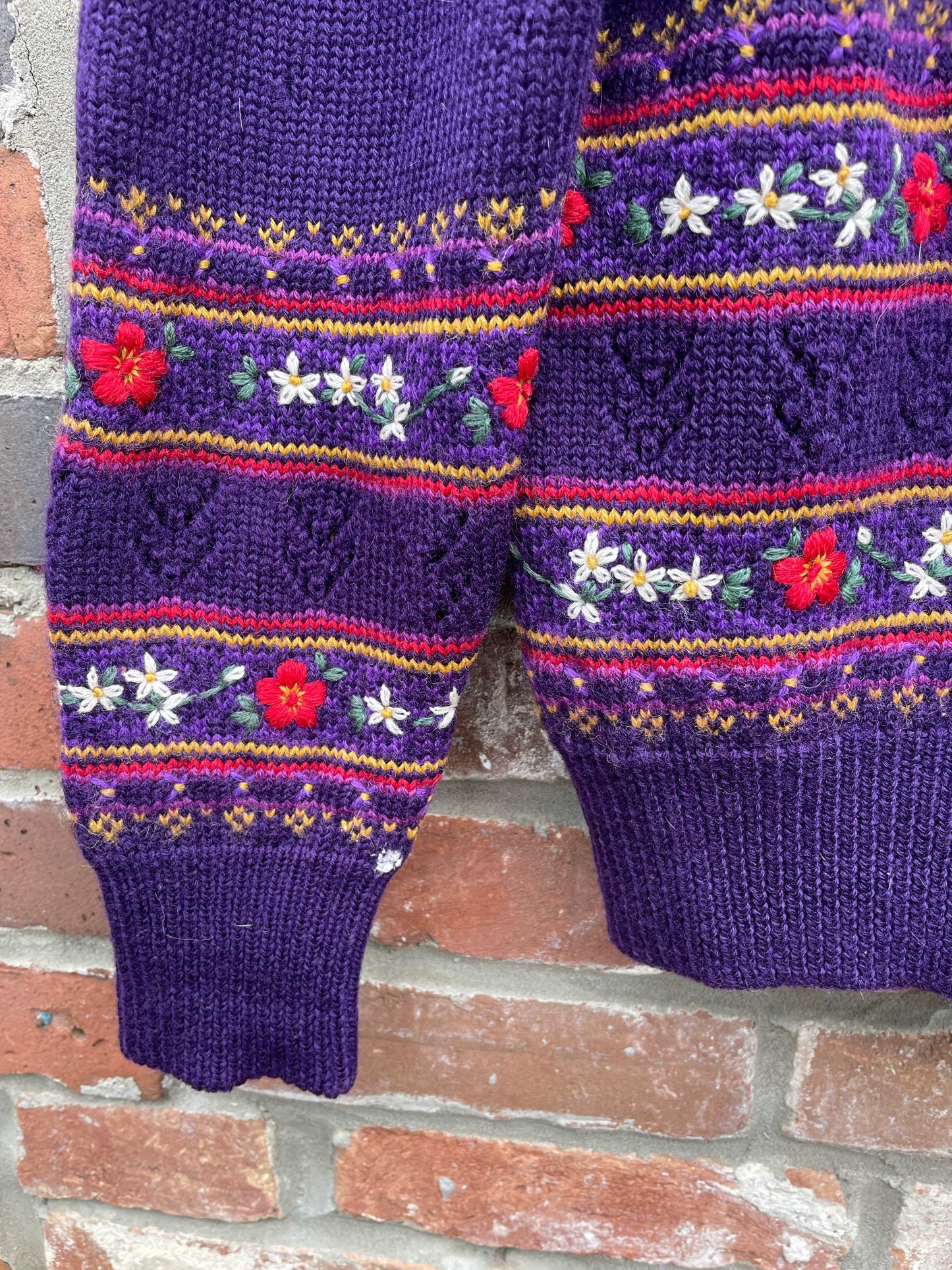 vintage 80s susan bristol 100% wool hand-embroidered knit cardigan