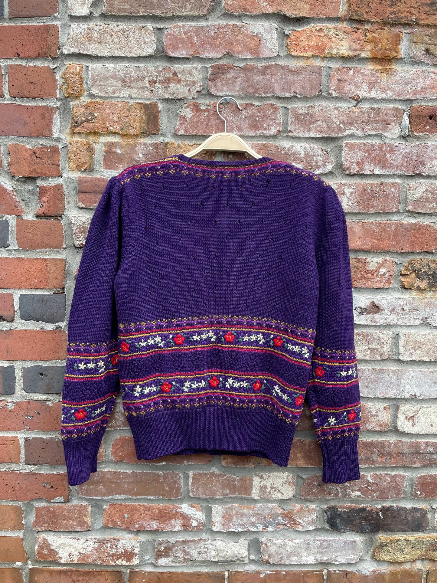 vintage 80s susan bristol 100% wool hand-embroidered knit cardigan