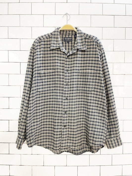 vintage 00s levi's flannel shirt | made in India - good market thrift store