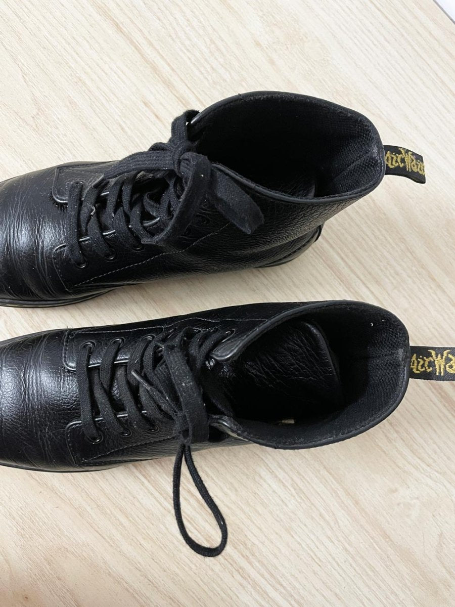 doc martens leyton leather boots - good market thrift store