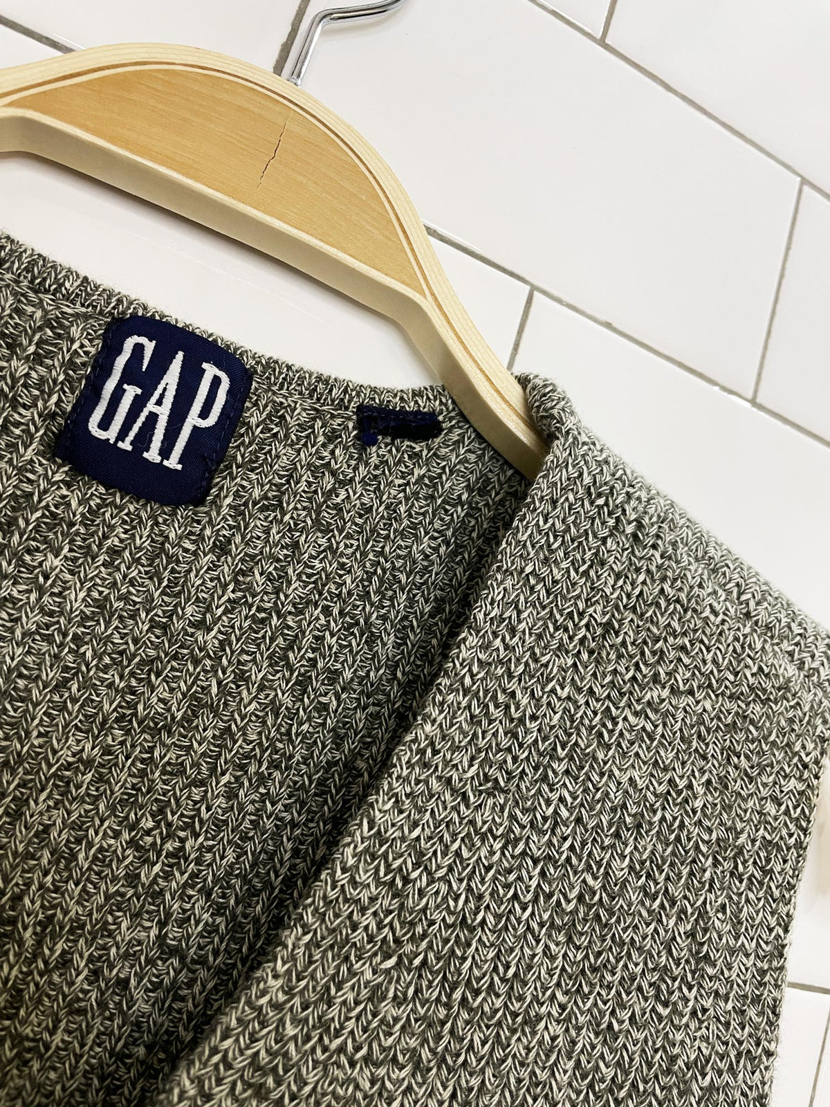 vintage 90s gap crop knit vest top