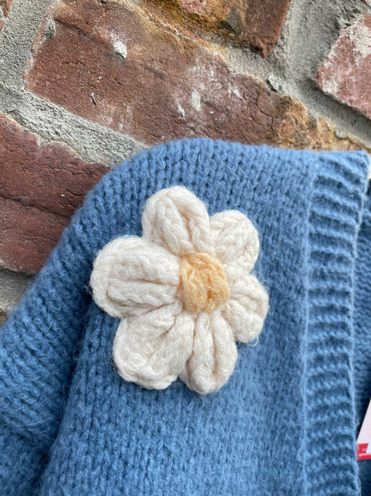 dreamers 3d daisy knit cardi