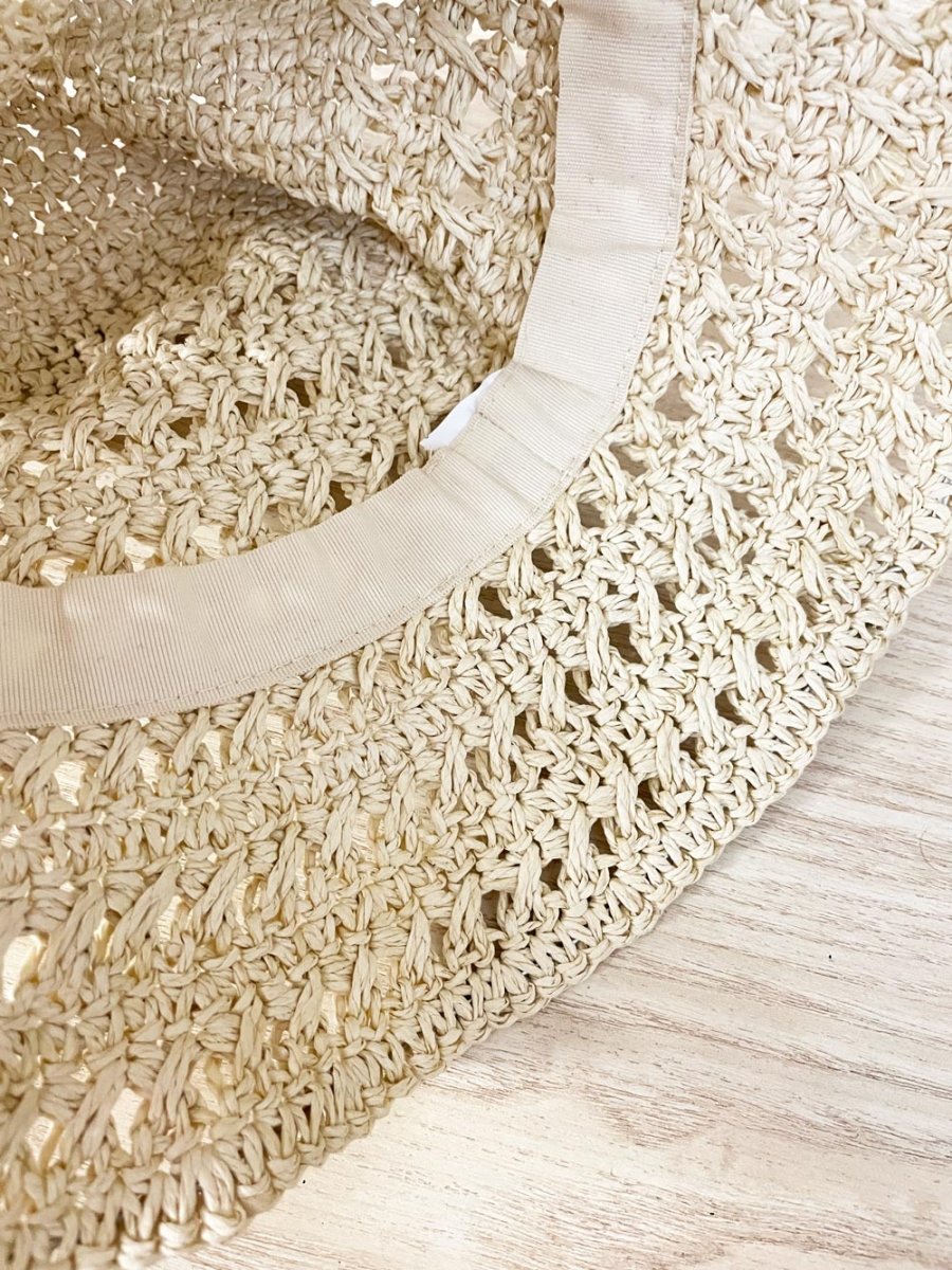 vintage 00s straw crochet bucket hat - good market thrift store