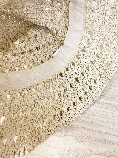 vintage 00s straw crochet bucket hat - good market thrift store