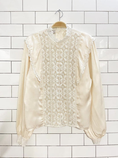 vintage san andré satin lace trim button - back blouse | new york paris | made in USA - good market thrift store