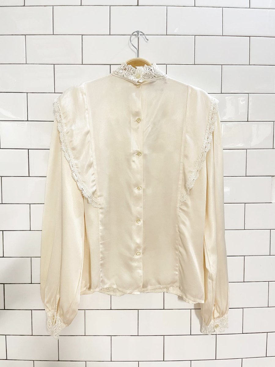 vintage san andré satin lace trim button - back blouse | new york paris | made in USA - good market thrift store