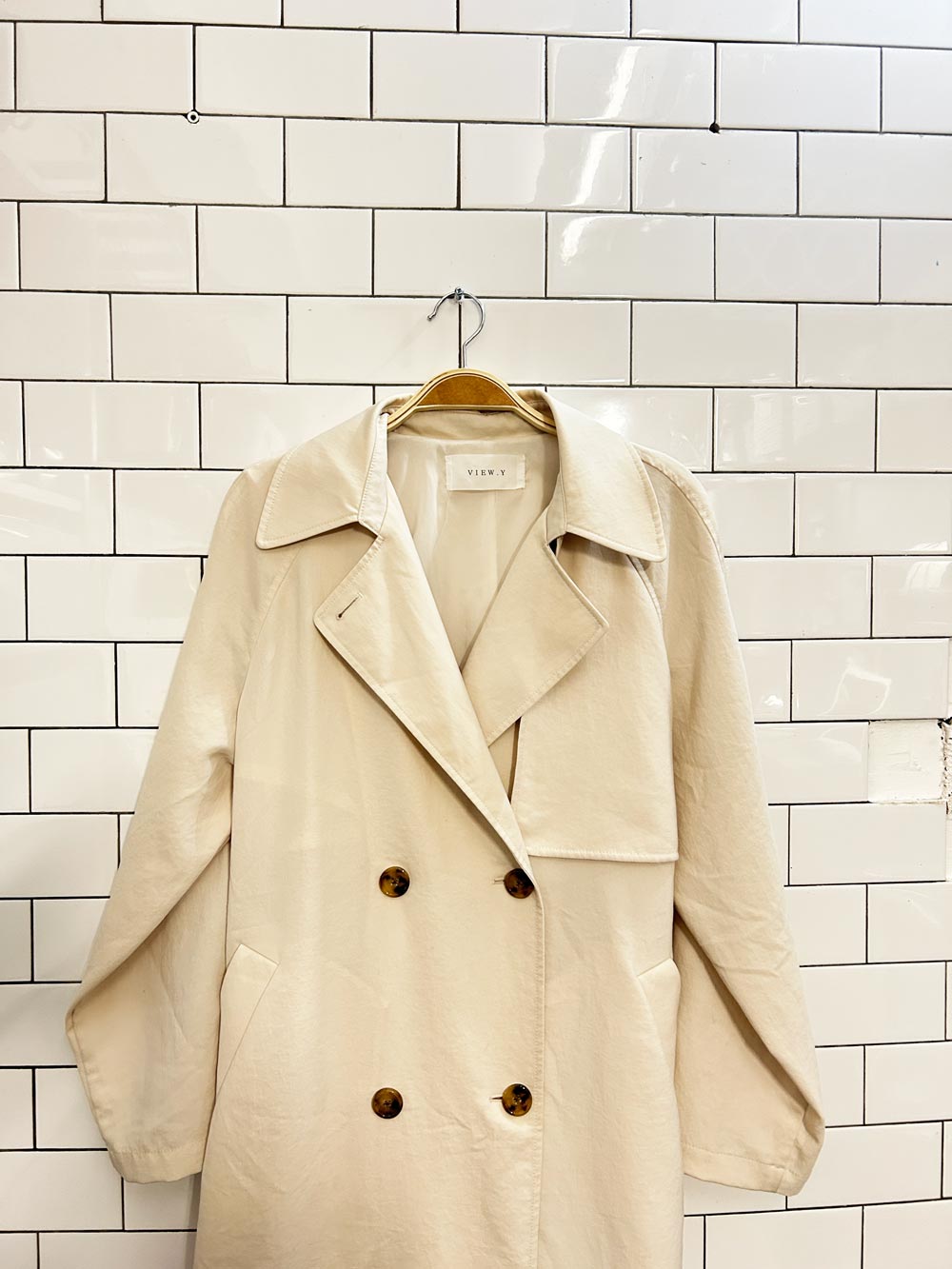 view.y light minimal trench coat - good market thrift store