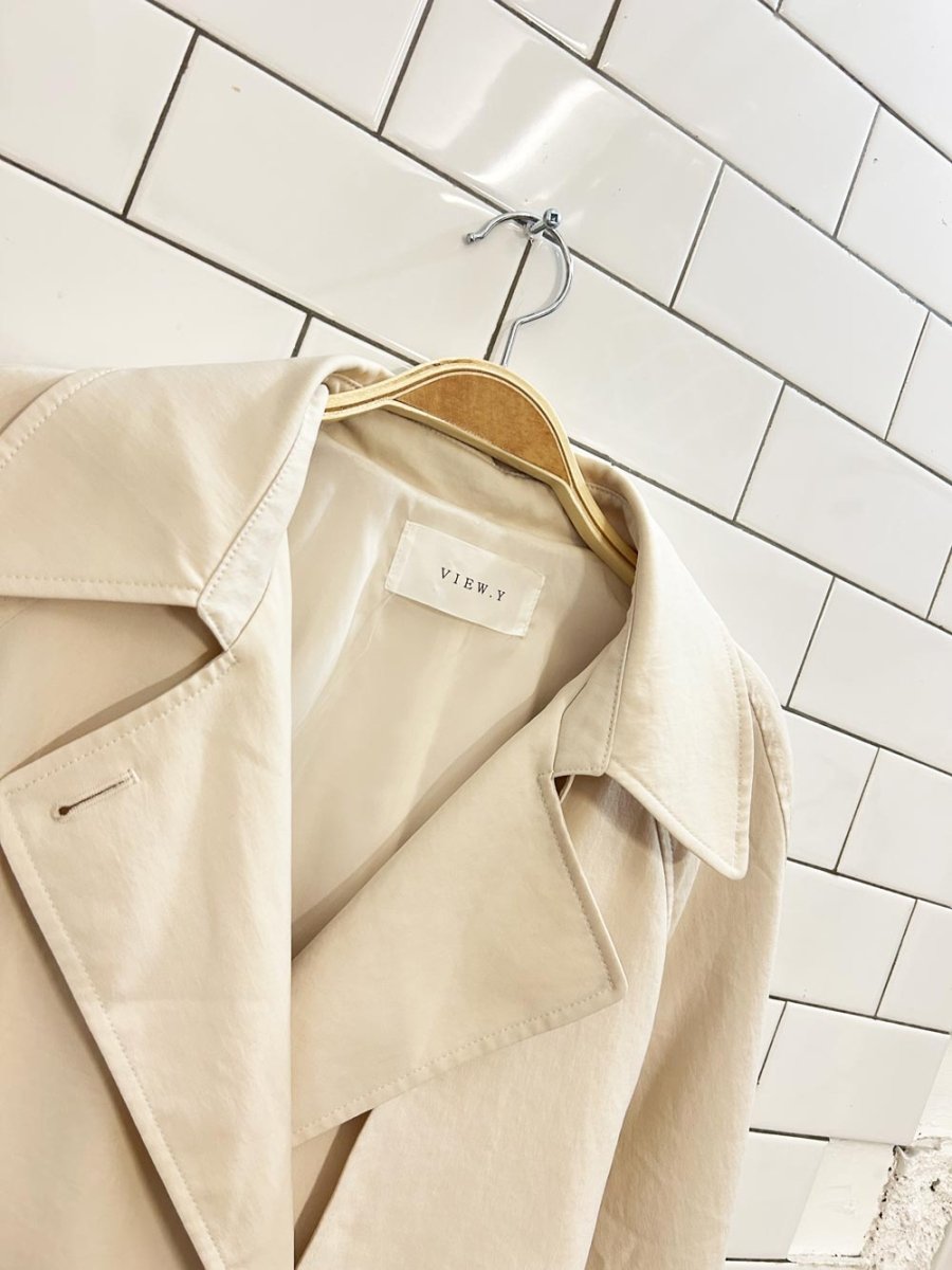 view.y light minimal trench coat - good market thrift store