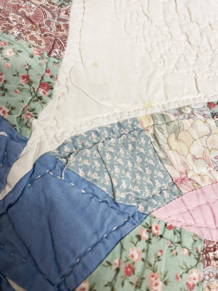 vintage handmade wedding ring quilt - good market thrift store