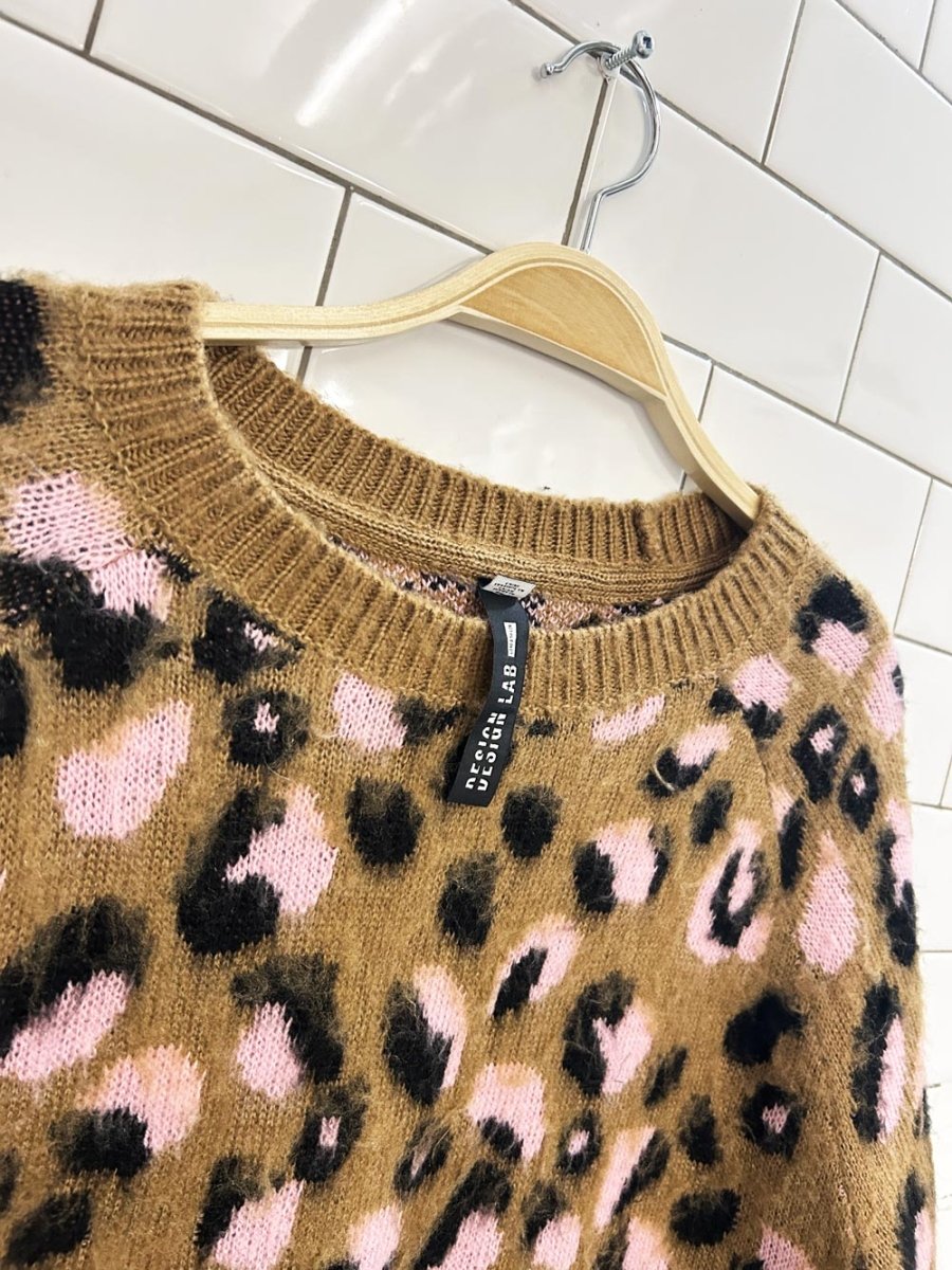 design lab estilo oversized animal print knit sweater - good market thrift store