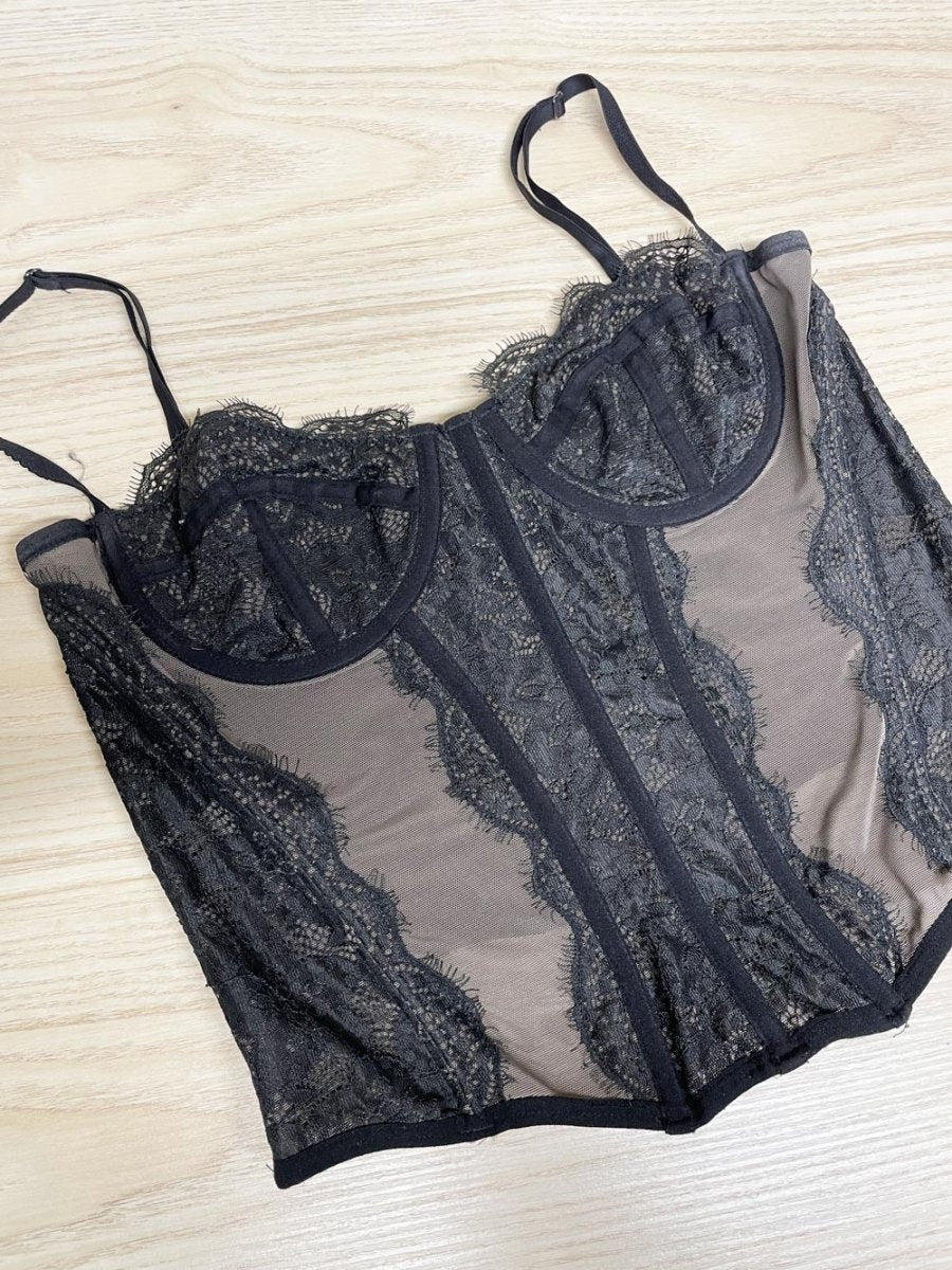 UO out from under lucy floral lace corset top - good market thrift store