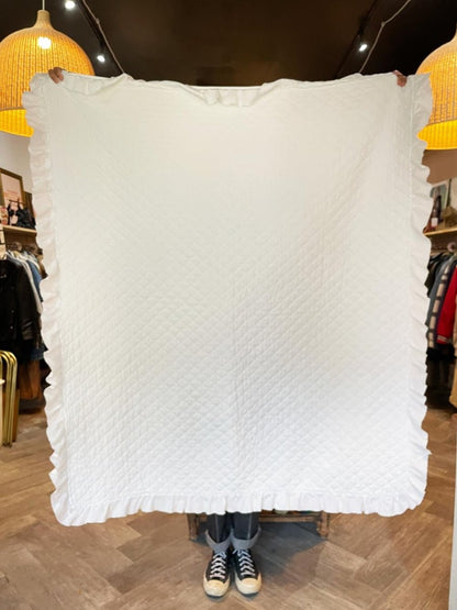 ruffle edge super soft baby quilt / throw blanket - good market thrift store