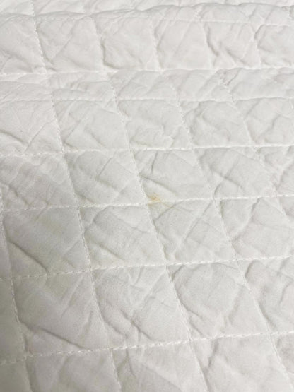 ruffle edge super soft baby quilt / throw blanket - good market thrift store