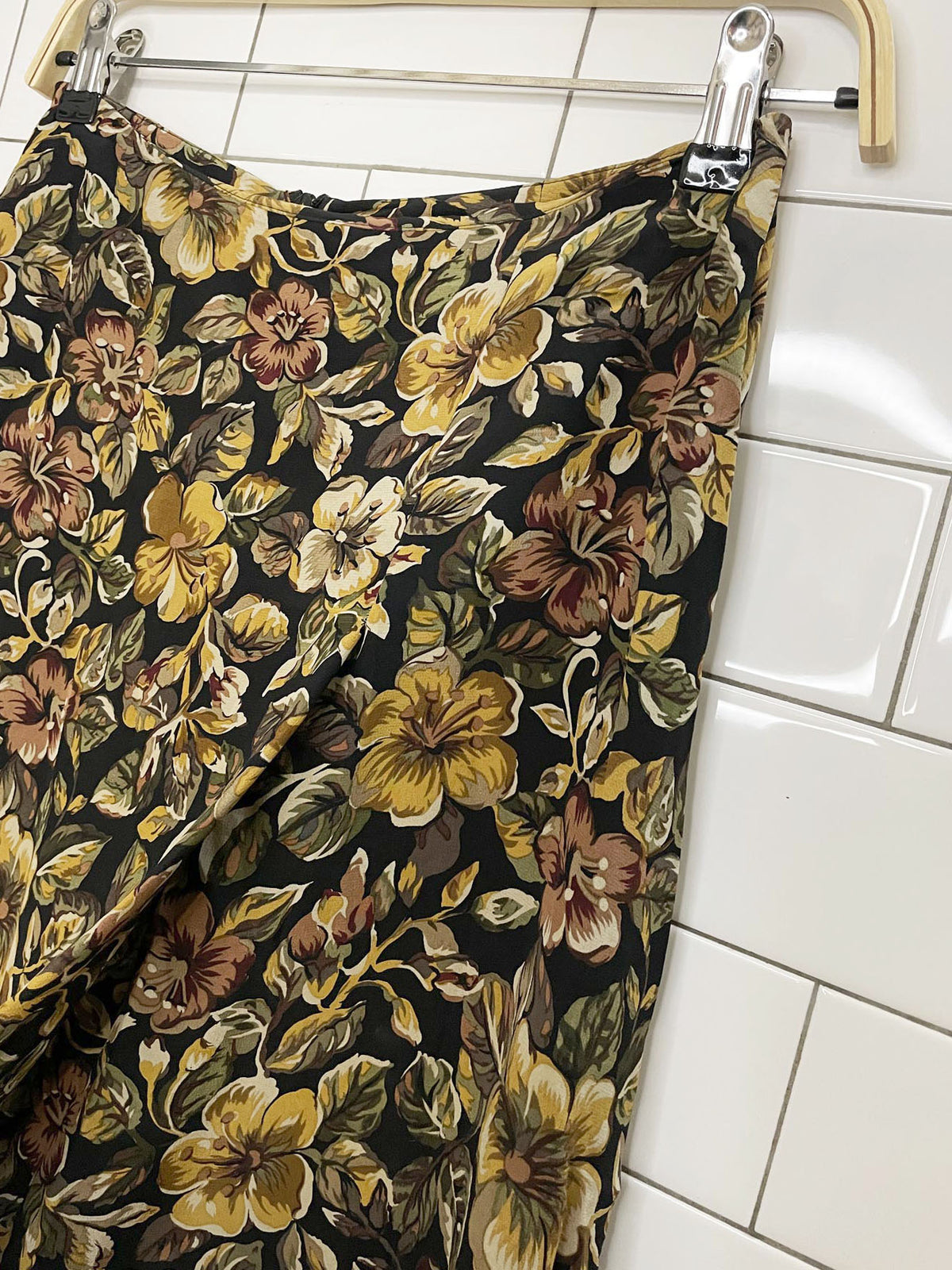 isda & co 100% silk floral faux wrap maxi skirt