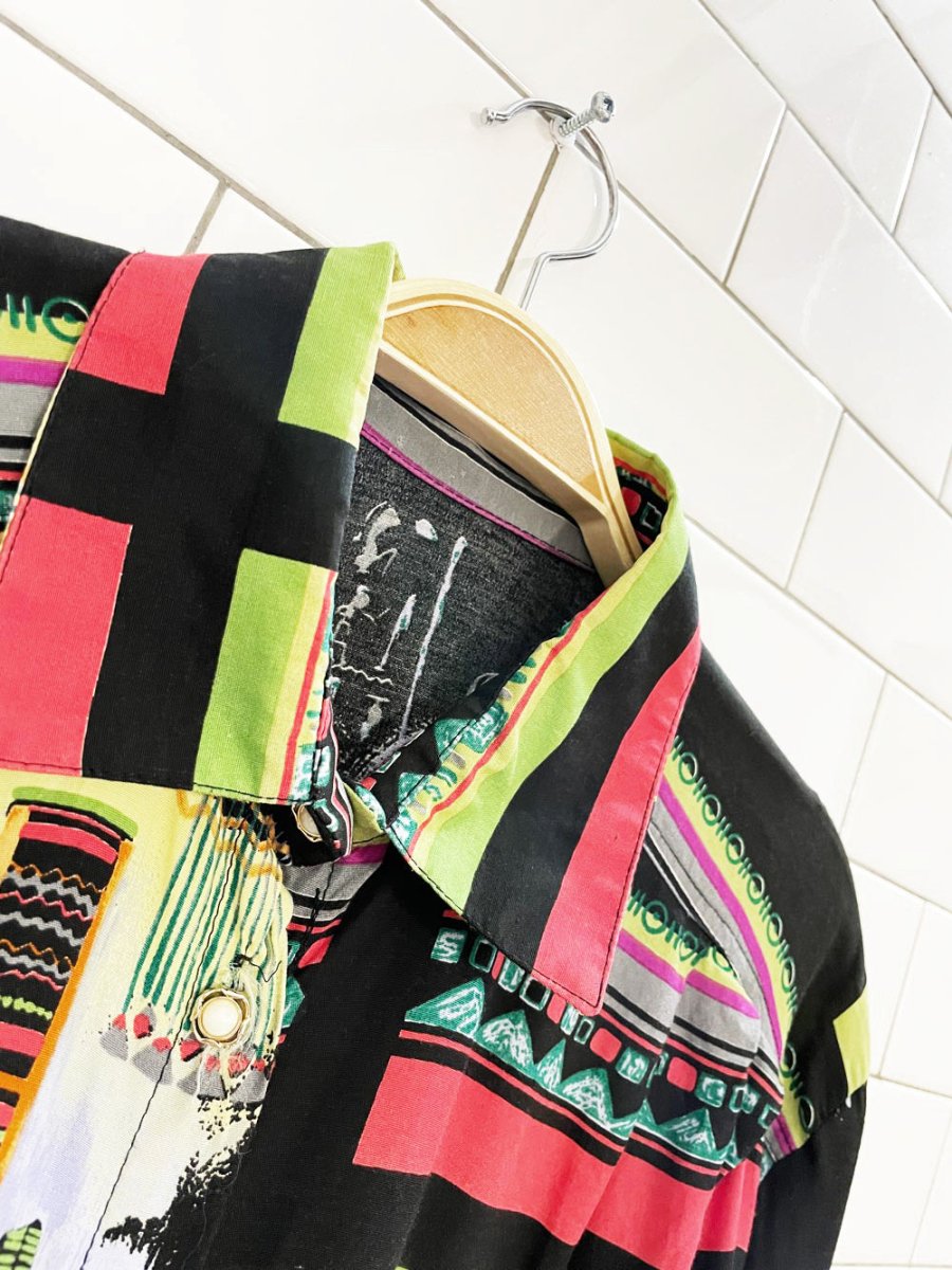 vintage 80s pleated shoulder pearl button abstract blouse | made in Italy - good market thrift store