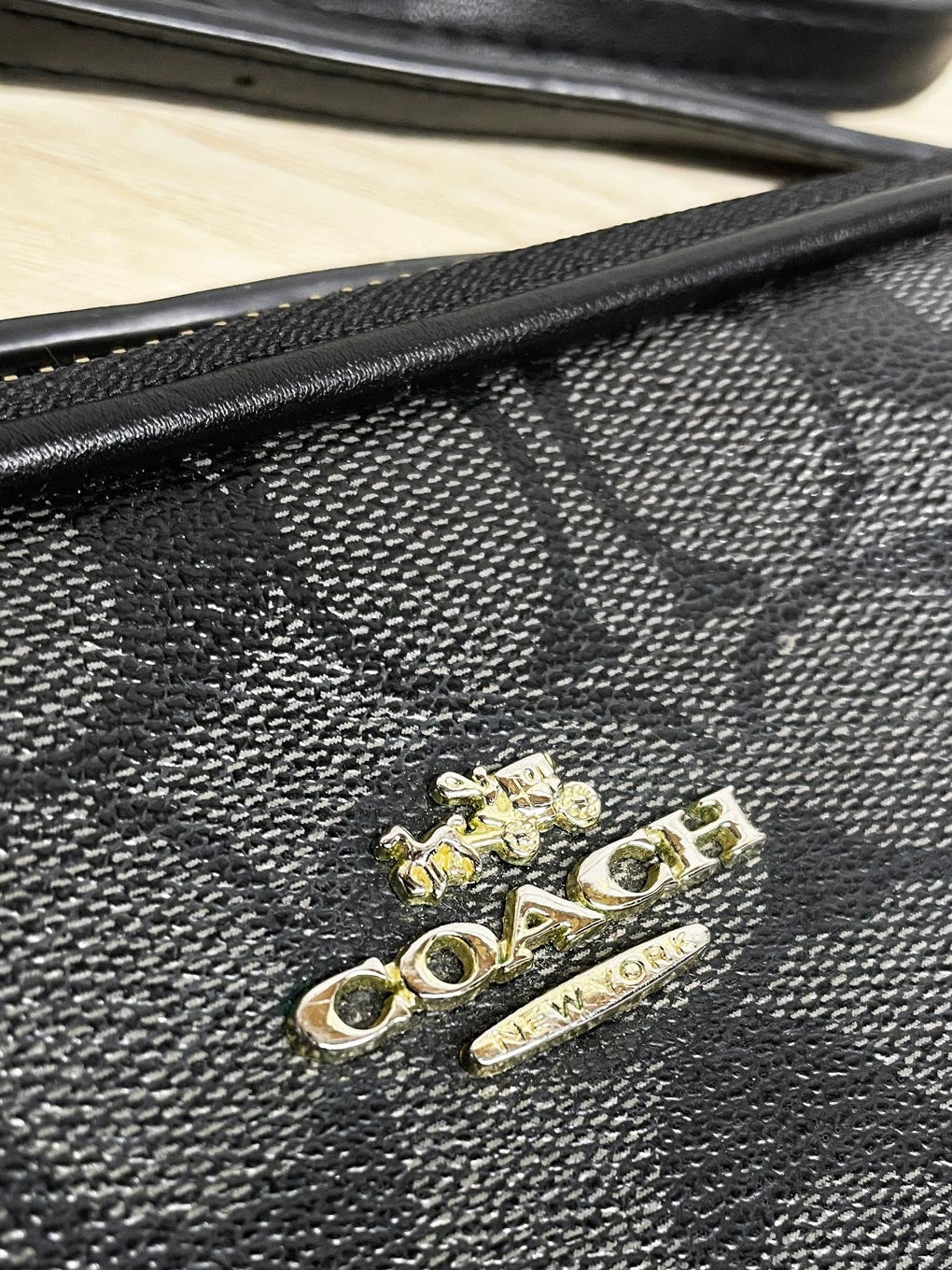 vintage 00s coach mini camera bag crossbody | signature canvas