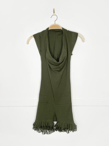 nwot the fairies pajamas cowl neck lace ruffle hem hooded romper